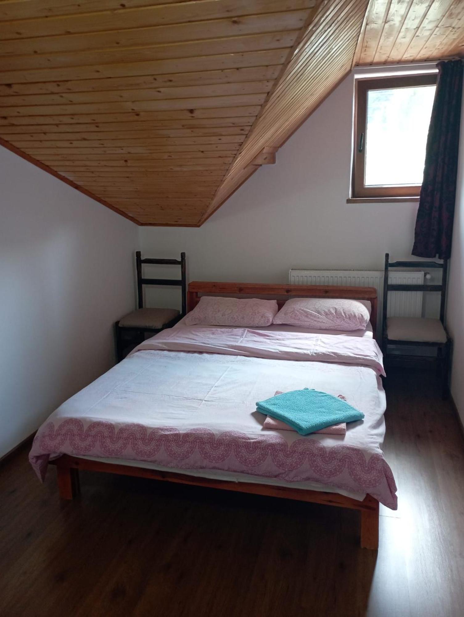 Pensiunea Dates Cîrţişoara Quarto foto